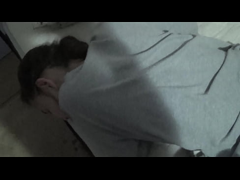 ❤️ Fucked një të dashur ndërsa ajo ishte duke fjetur SD ❤️ Video porno në sq.dewporn.ru ❌