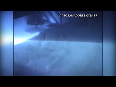 ❤️ Burri filmon gruan e ndyrë fqinjin dhe zbulon se ai është një qyqar ❤️ Video porno në sq.dewporn.ru ❌