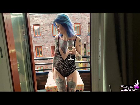 ❤️ Vajzë e jashtëzakonshme që thith me grykë dhe ndyhet me pasion nën qiellin e hapur ❤️ Video porno në sq.dewporn.ru ❌